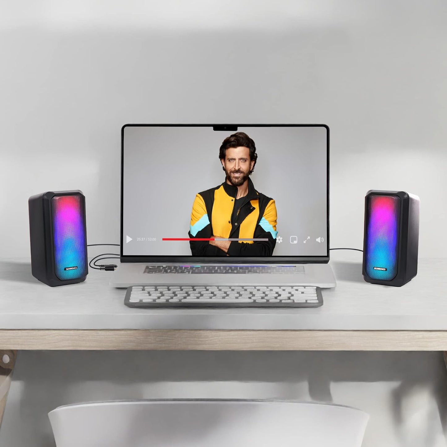 Zebronics Zeb-Fame 1 USB Powered 2.0 Speaker with 10W RMS Output, 7 RGB Modes, LED Control Switch, Volume Control, 3.5mm Input, Compatible for Computers and Laptops Black